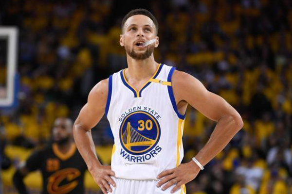 籃球比賽中六種防守戰(zhàn)術(shù)是什么？